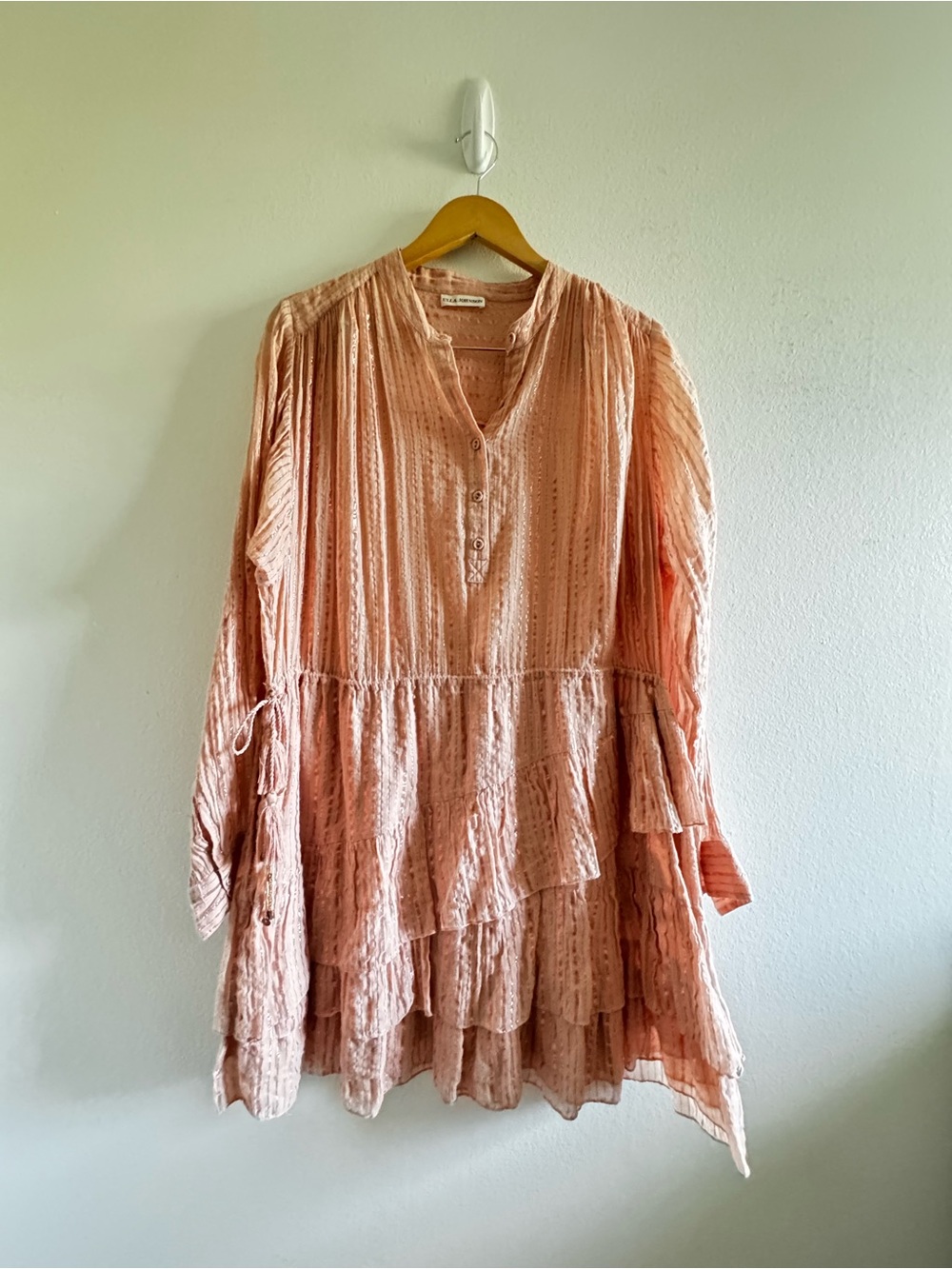 Ulla Johnson Della Metallic Pink Tiered Ruffle Long Sleeve Mini Dress size 8 - Picture 3 of 10